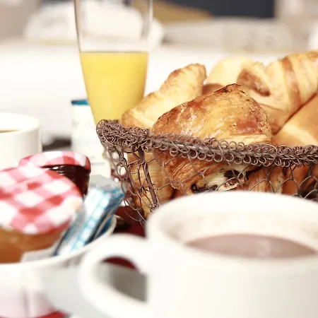 Antares & Szálloda 3*