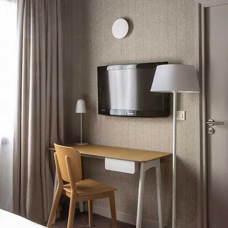 Antares & Szálloda 3*