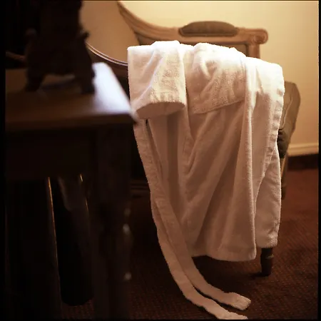 Antares & 3* La Rivière-Saint-Sauveur