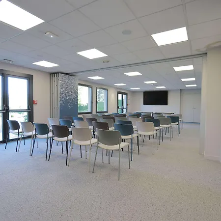 Szálloda Antares & La Rivière-Saint-Sauveur