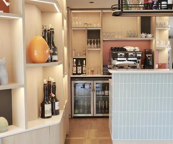 Szálloda Antares & 3*