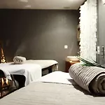 Antares & Hotel 3*