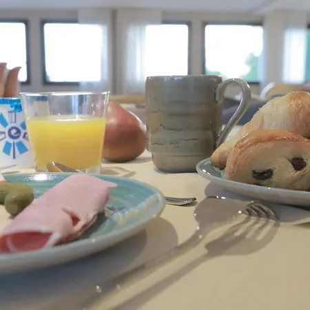 Antares & 3* La Rivière-Saint-Sauveur