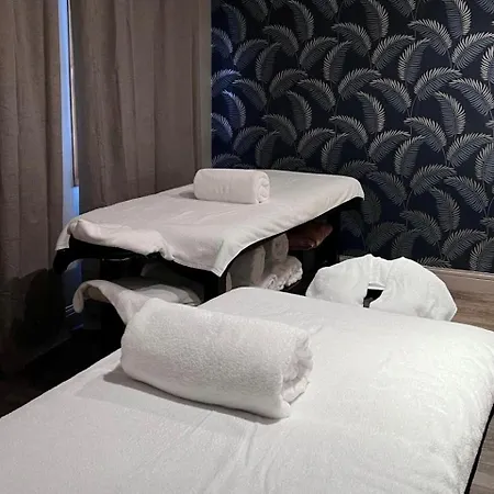 Hotel Antares & 3*