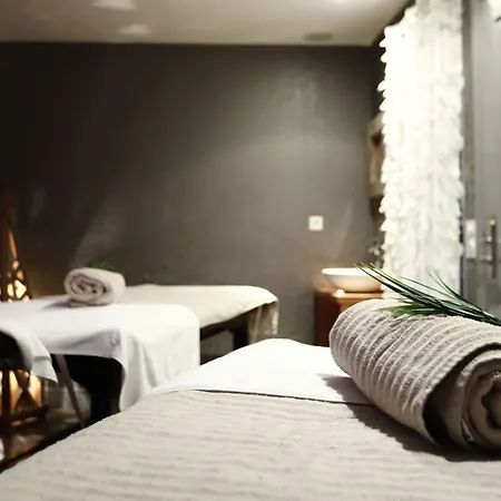 Antares & Hotel 3*