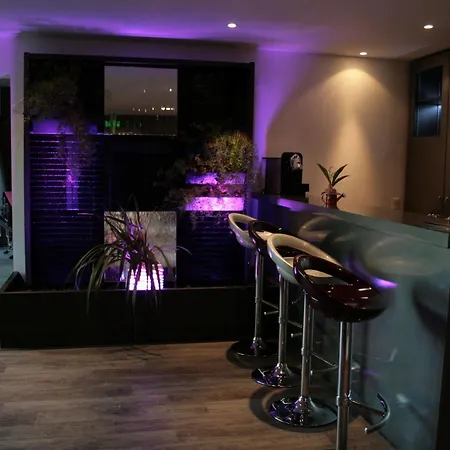 Ξενοδοχείο Antares & La Rivière-Saint-Sauveur