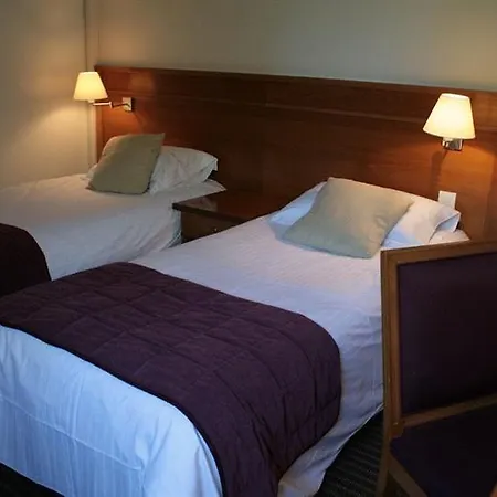 Antares & La Rivière-Saint-Sauveur