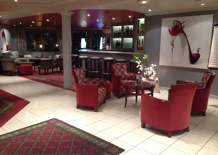 Antares & 3* La Riviere-Saint-Sauveur